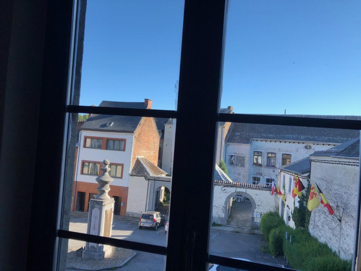 Le Petit Chapitre : Maison De Charme Apartment Fosses-La-Ville Exterior foto