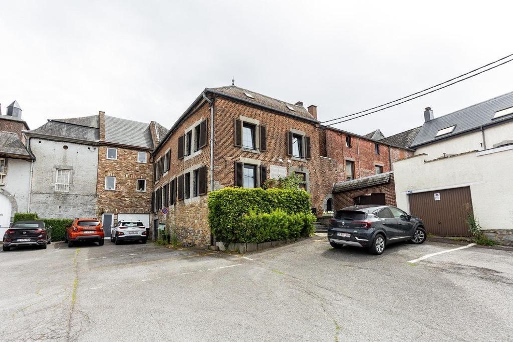 Le Petit Chapitre : Maison De Charme Apartment Fosses-La-Ville Exterior foto
